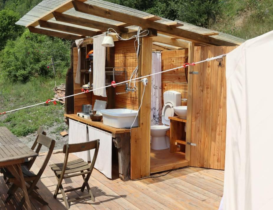 Hotel Glamping La Cascina D'Orleans Saint-Pierre Esterno foto
