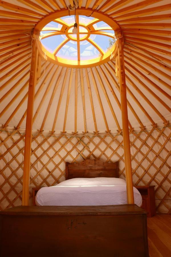 Hotel Glamping La Cascina D'Orleans Saint-Pierre Esterno foto